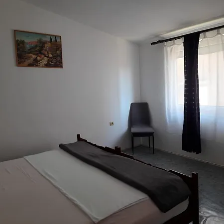 公寓 Ninske Vodice *