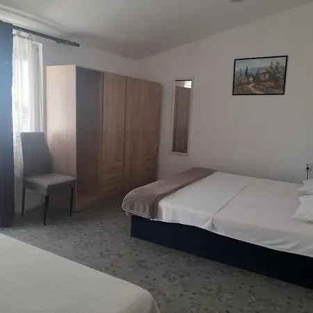 Ninske Vodice Daire